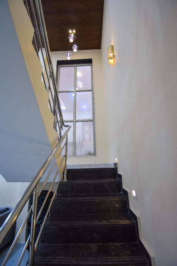 Вілла Beauty And The Beast 4Bhk Лонавла Екстер'єр фото